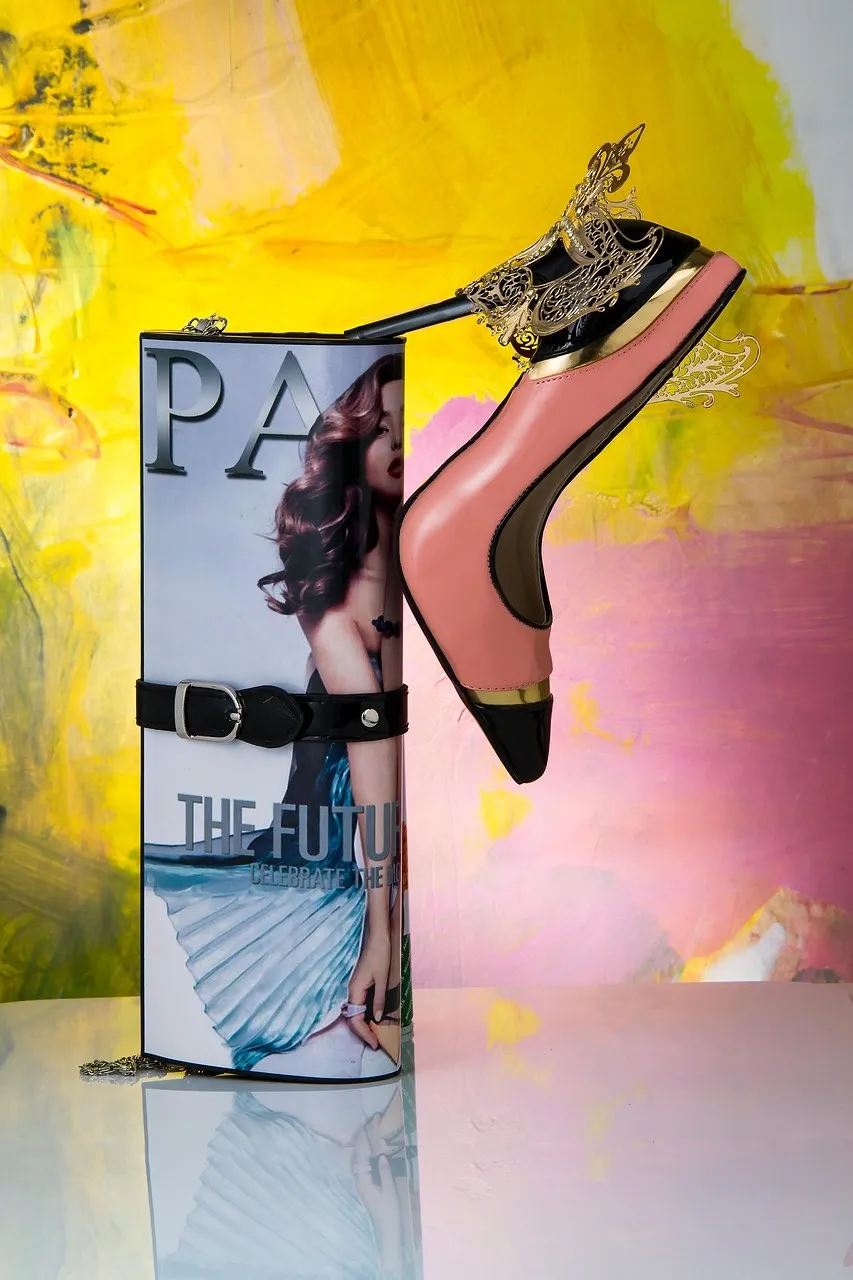 Editorielle Modekampagne im Atelier Runway Stil